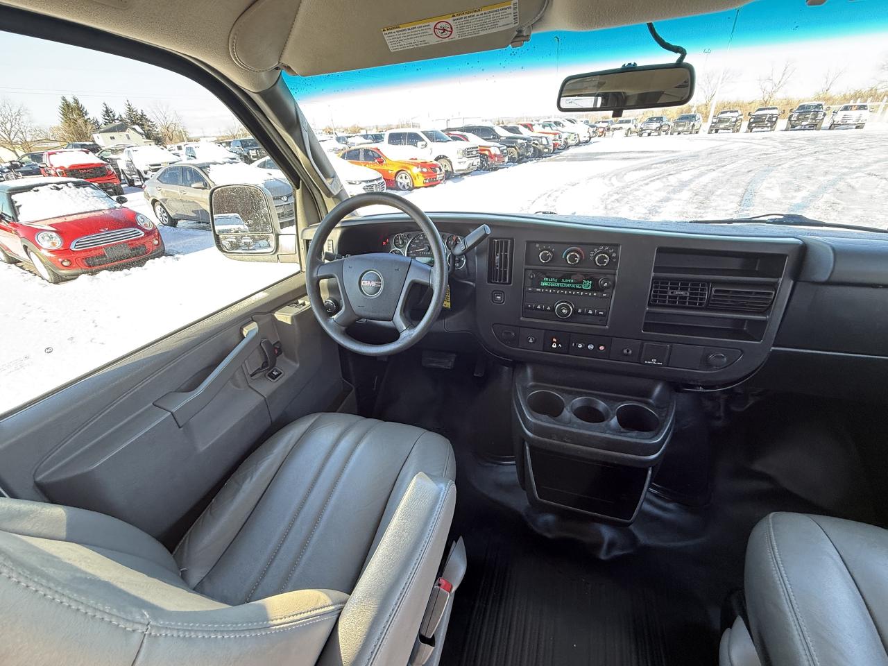 2019 GMC Savana Cargo Van RWD 2500 135 Photo