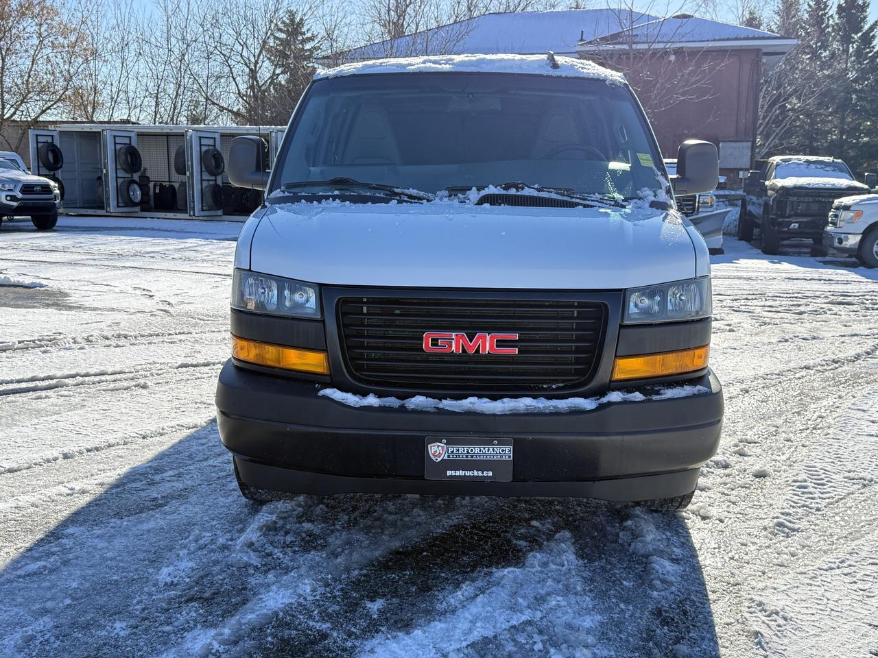 2019 GMC Savana Cargo Van RWD 2500 135 Photo
