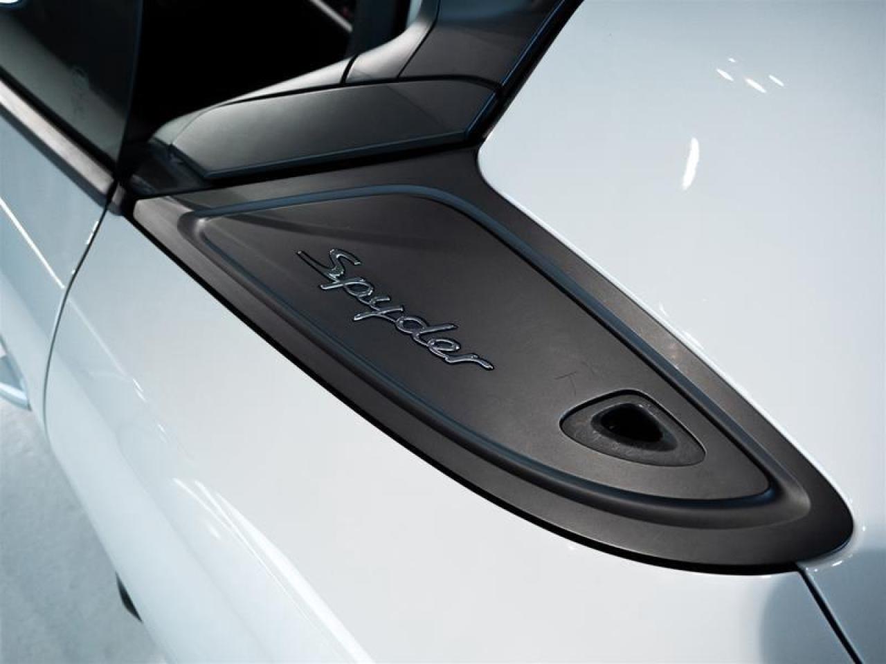 2021 Porsche 718 Spyder  Photo