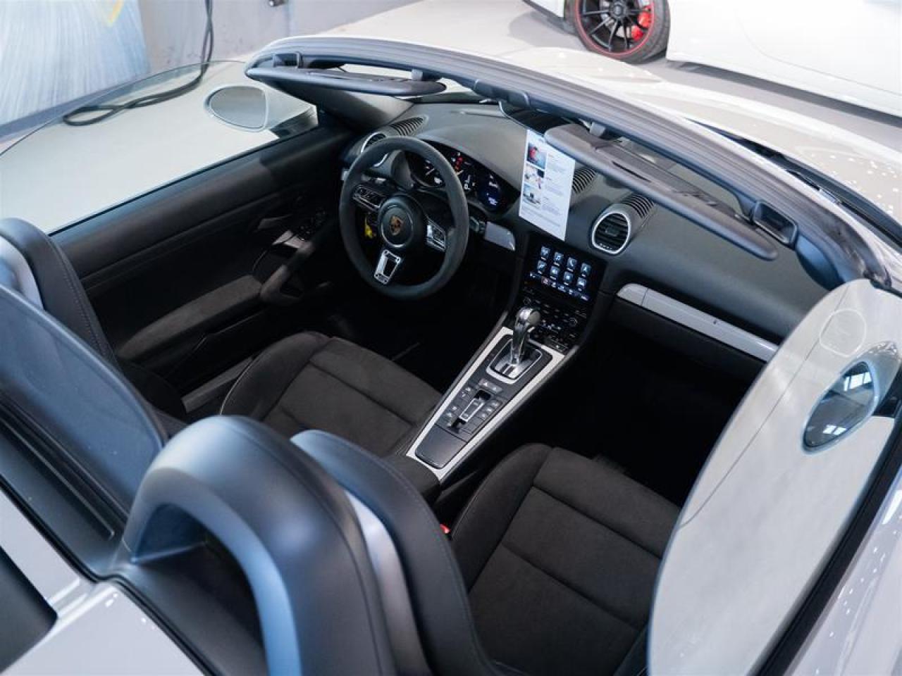 2021 Porsche 718 Spyder  Photo