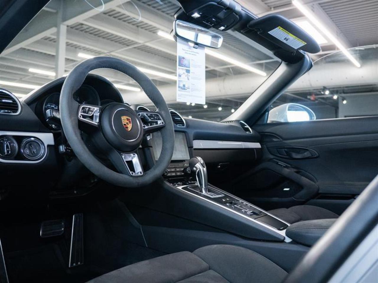 2021 Porsche 718 Spyder  Photo