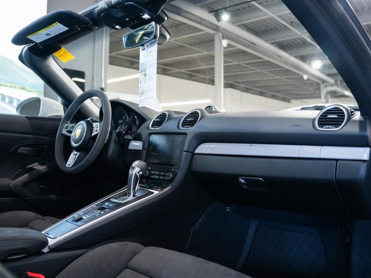 2021 Porsche 718 Spyder  Photo