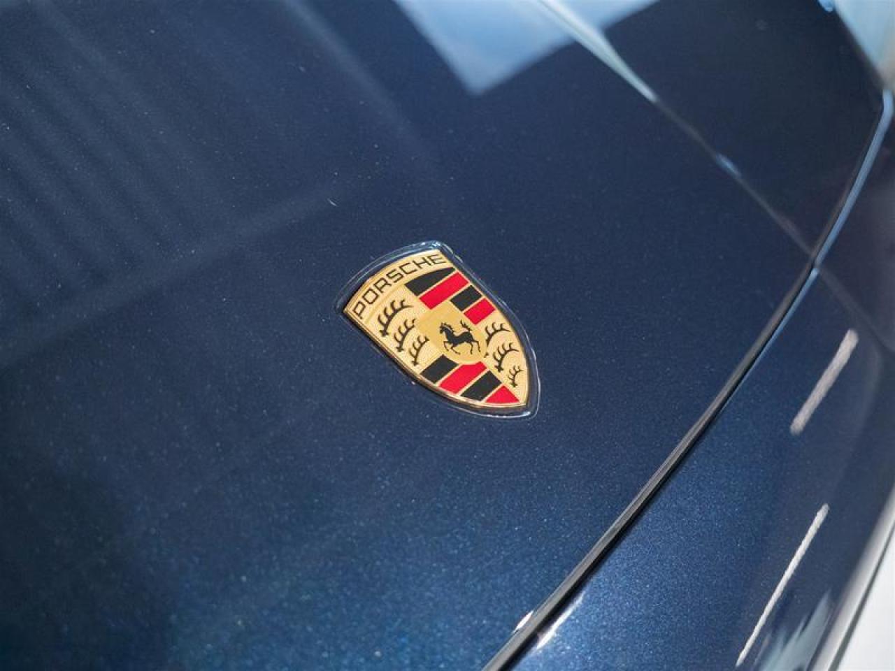 2024 Porsche Cayenne S e-Hybrid AWD Photo