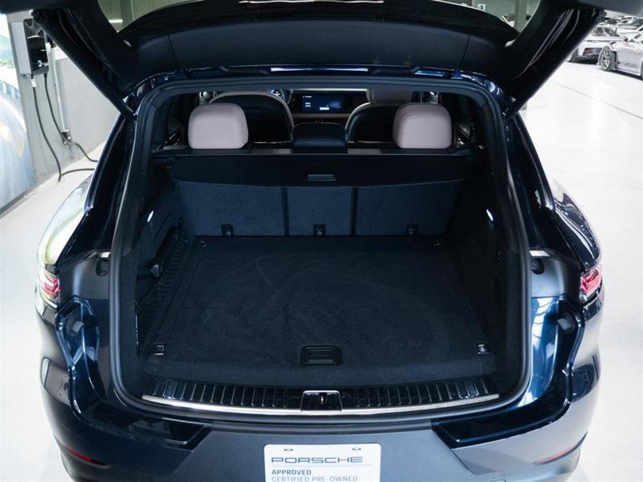 2024 Porsche Cayenne S e-Hybrid AWD Photo