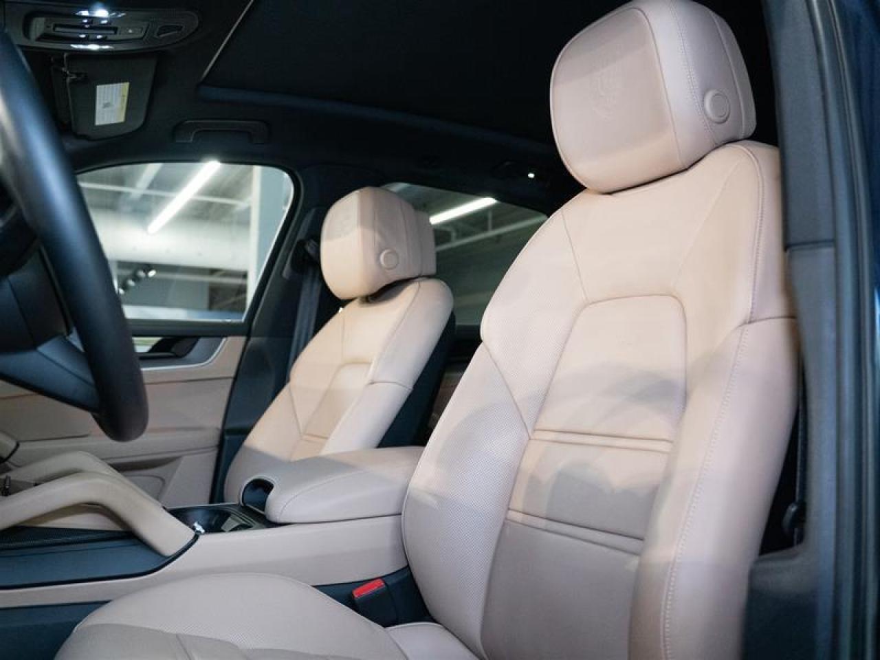 2024 Porsche Cayenne S e-Hybrid AWD Photo