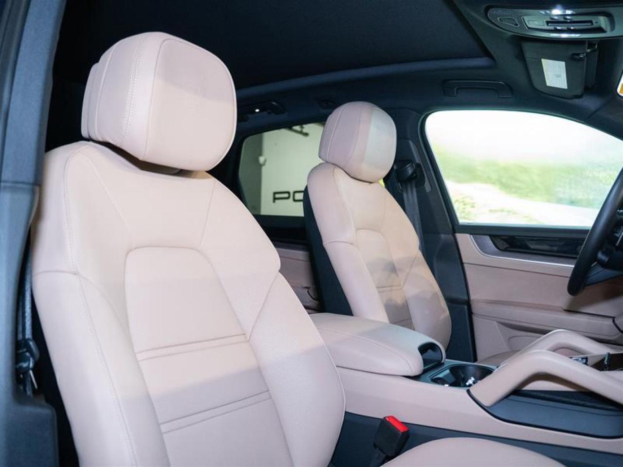 2024 Porsche Cayenne S e-Hybrid AWD Photo