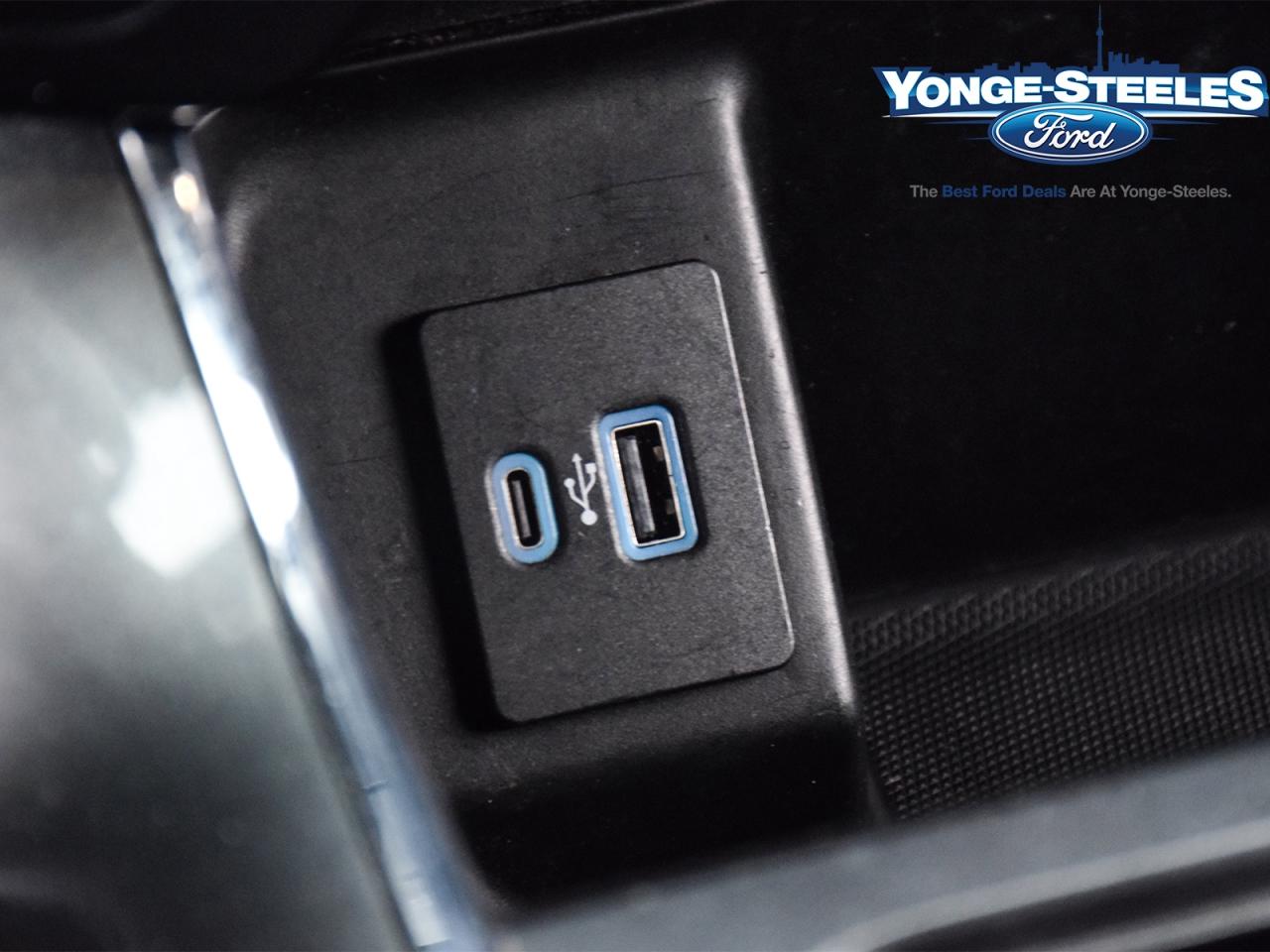 2021 Ford F-150 XLT 3.5L 302A ROOF TRAILER TOW SPORTS PACKAGE Photo