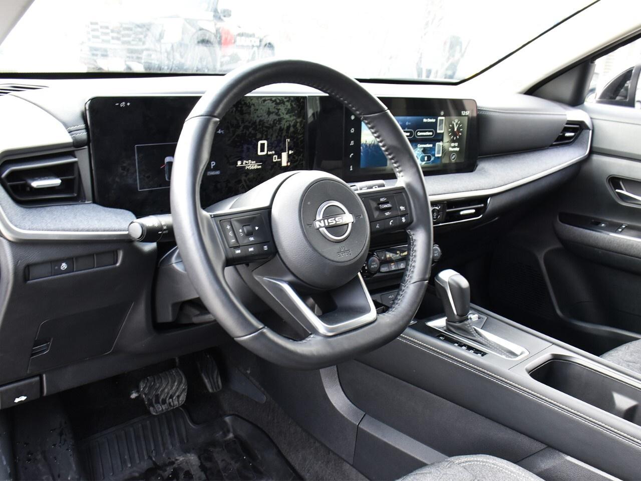 2025 Nissan Kicks SV AWD, DEMO CLEARANCE !! Photo