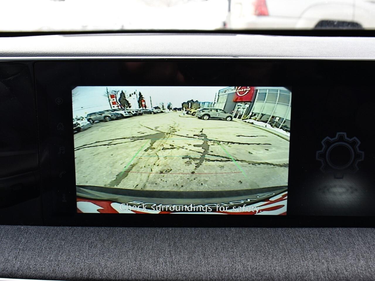 2025 Nissan Kicks SV AWD, DEMO CLEARANCE !! Photo