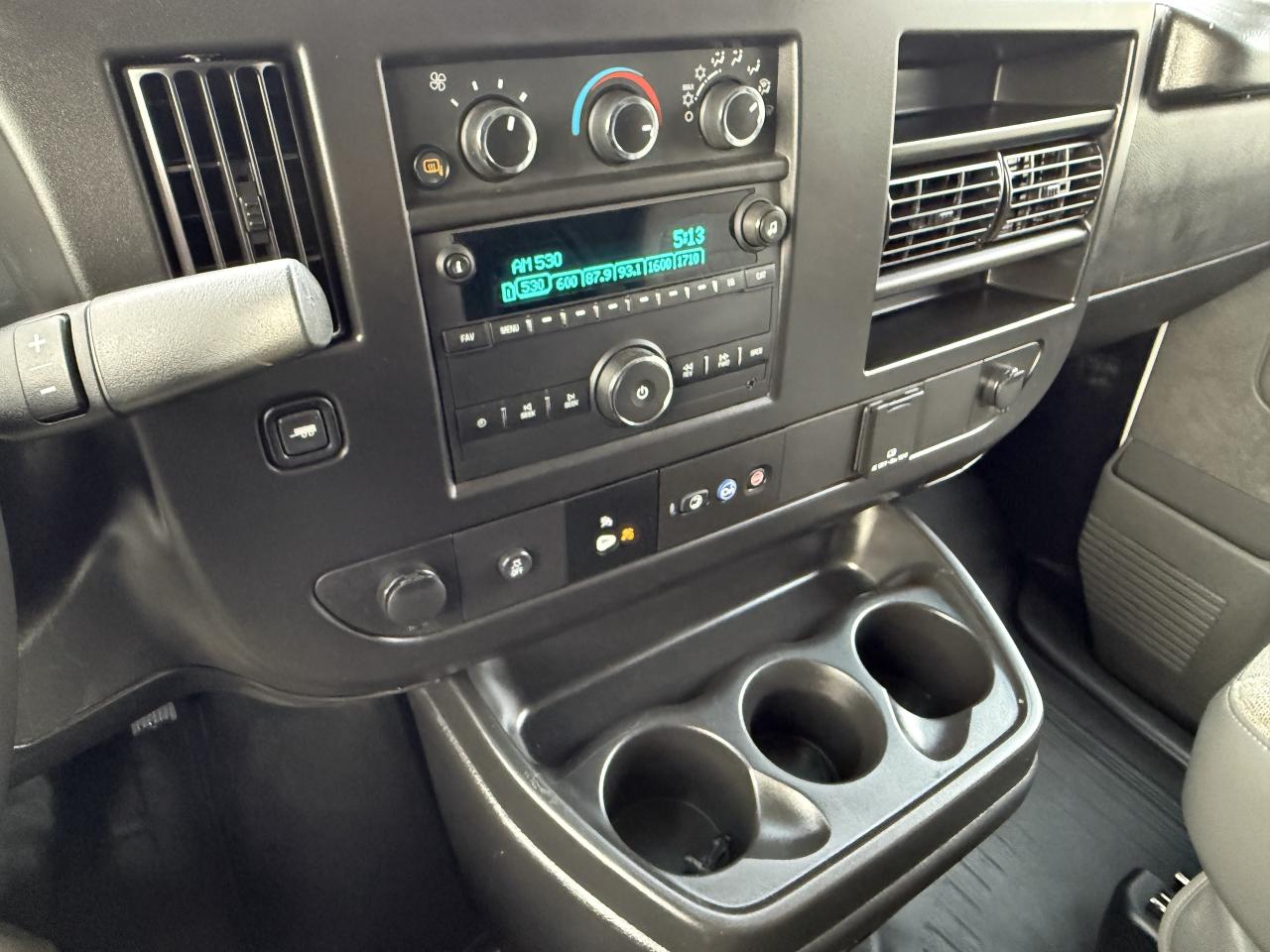 2023 GMC Savana Cargo Van RWD 2500 135 Photo