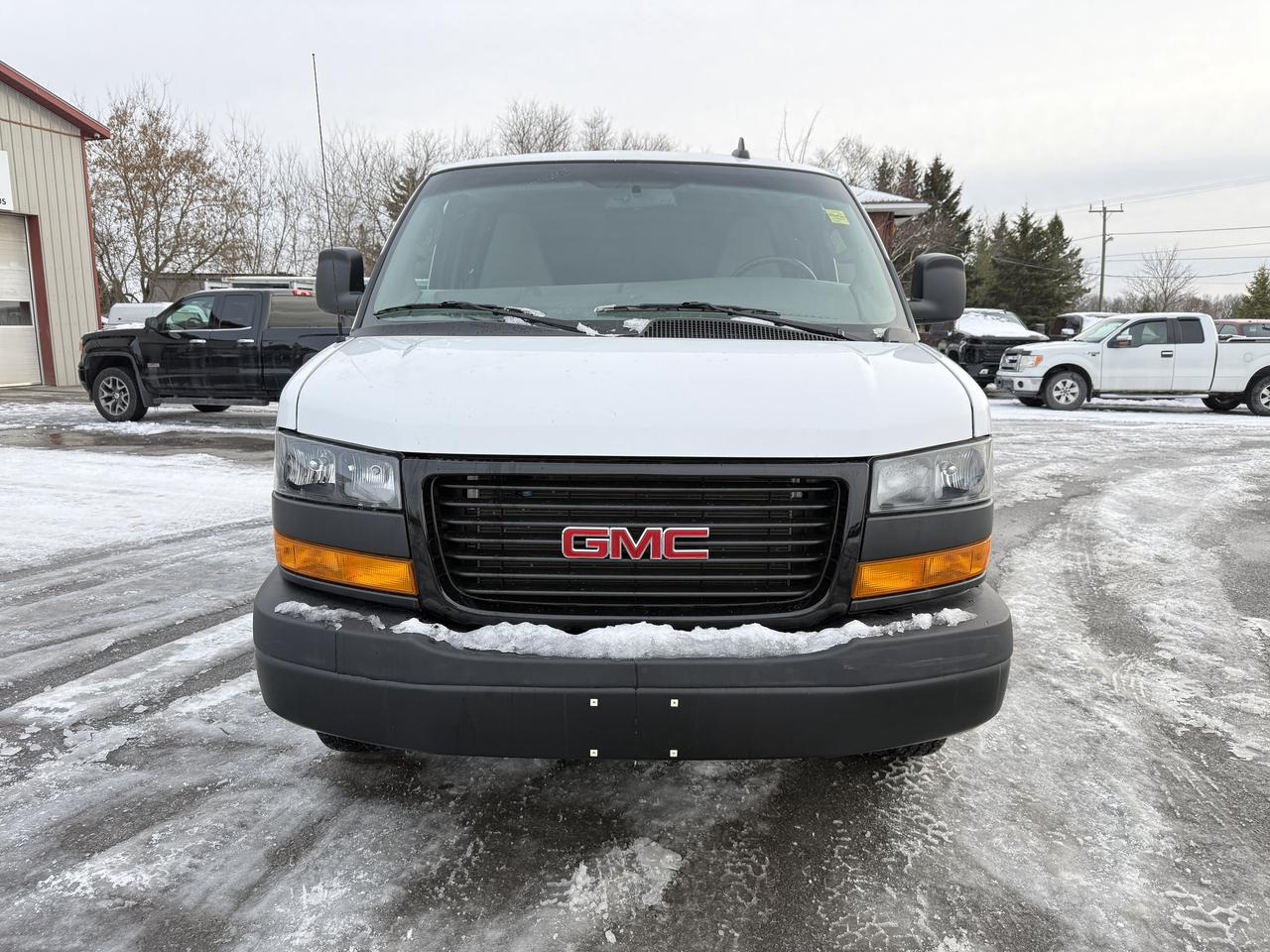 2023 GMC Savana Cargo Van RWD 2500 135 Photo