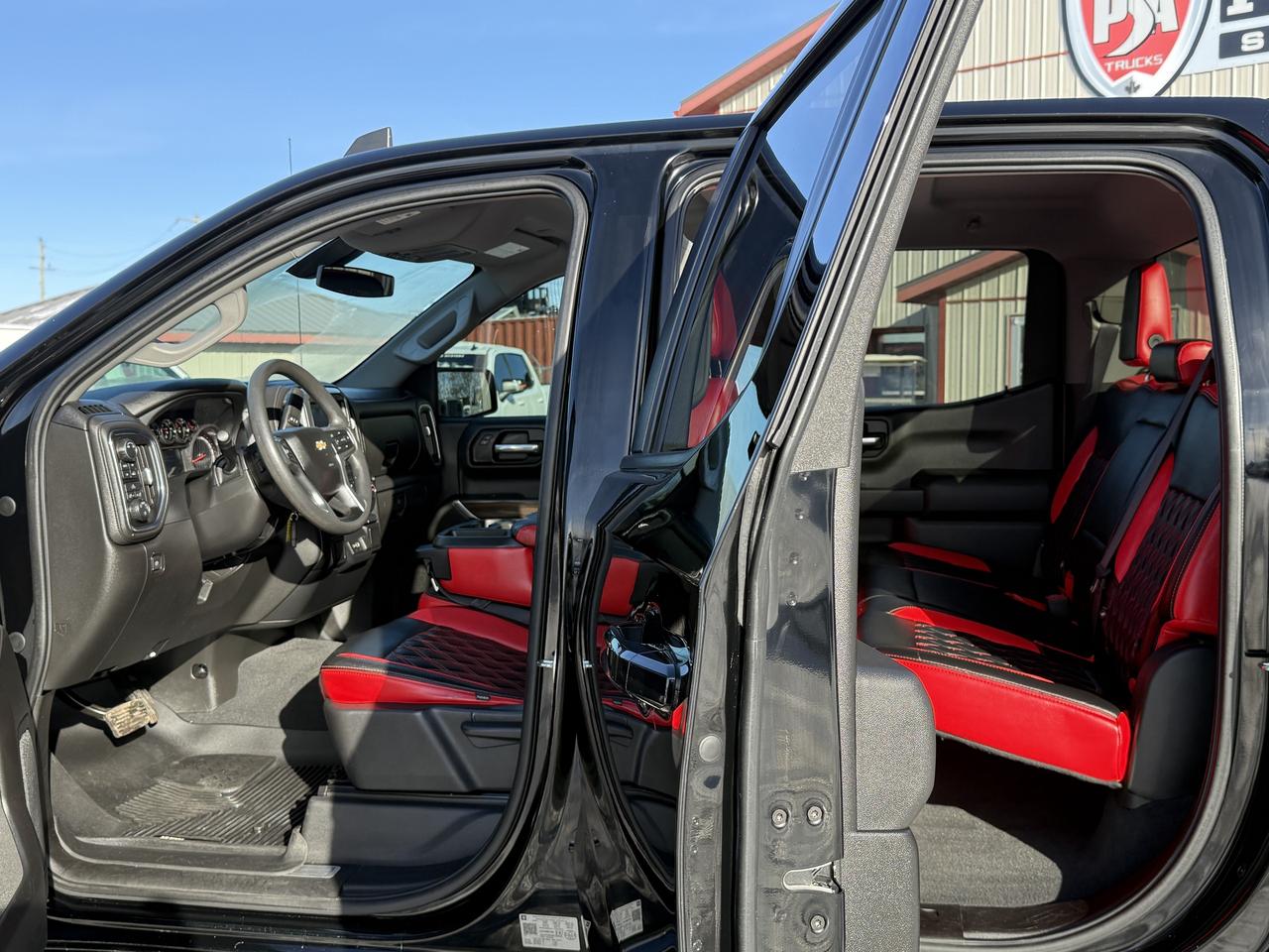 2019 Chevrolet Silverado 1500 LT STEALTH EDITION!! Photo