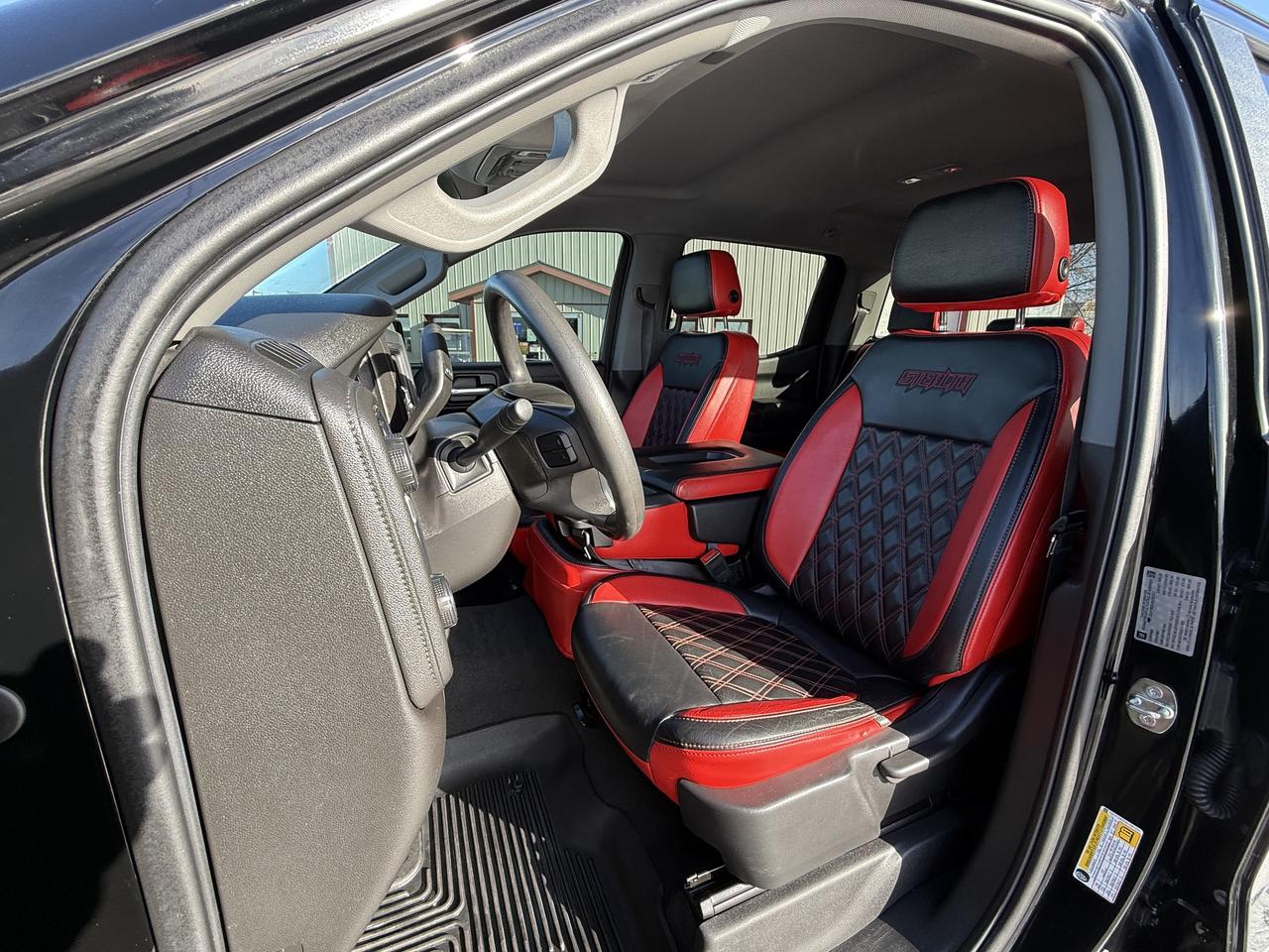 2019 Chevrolet Silverado 1500 LT STEALTH EDITION!! Photo