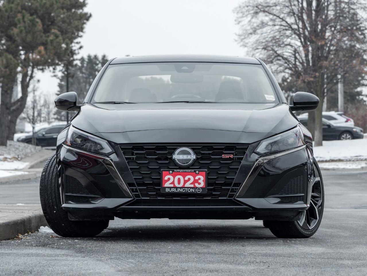 2023 Nissan Altima SR Photo2