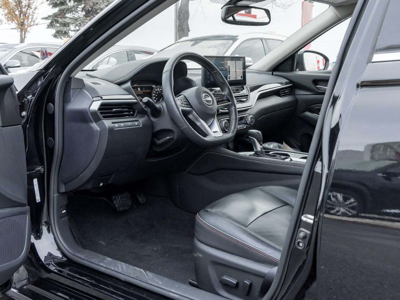 2023 Nissan Altima SR Photo