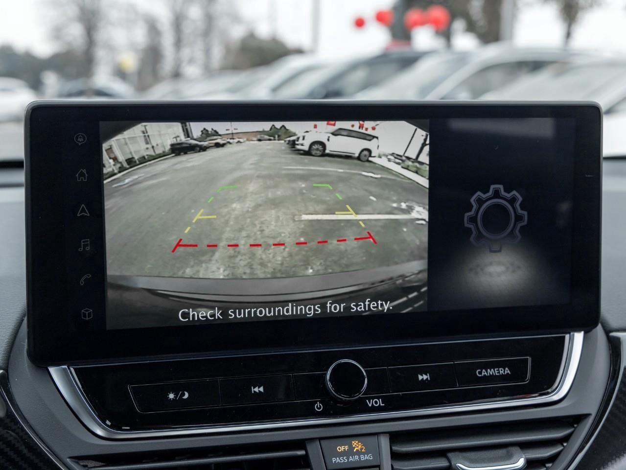 2023 Nissan Altima SR Photo