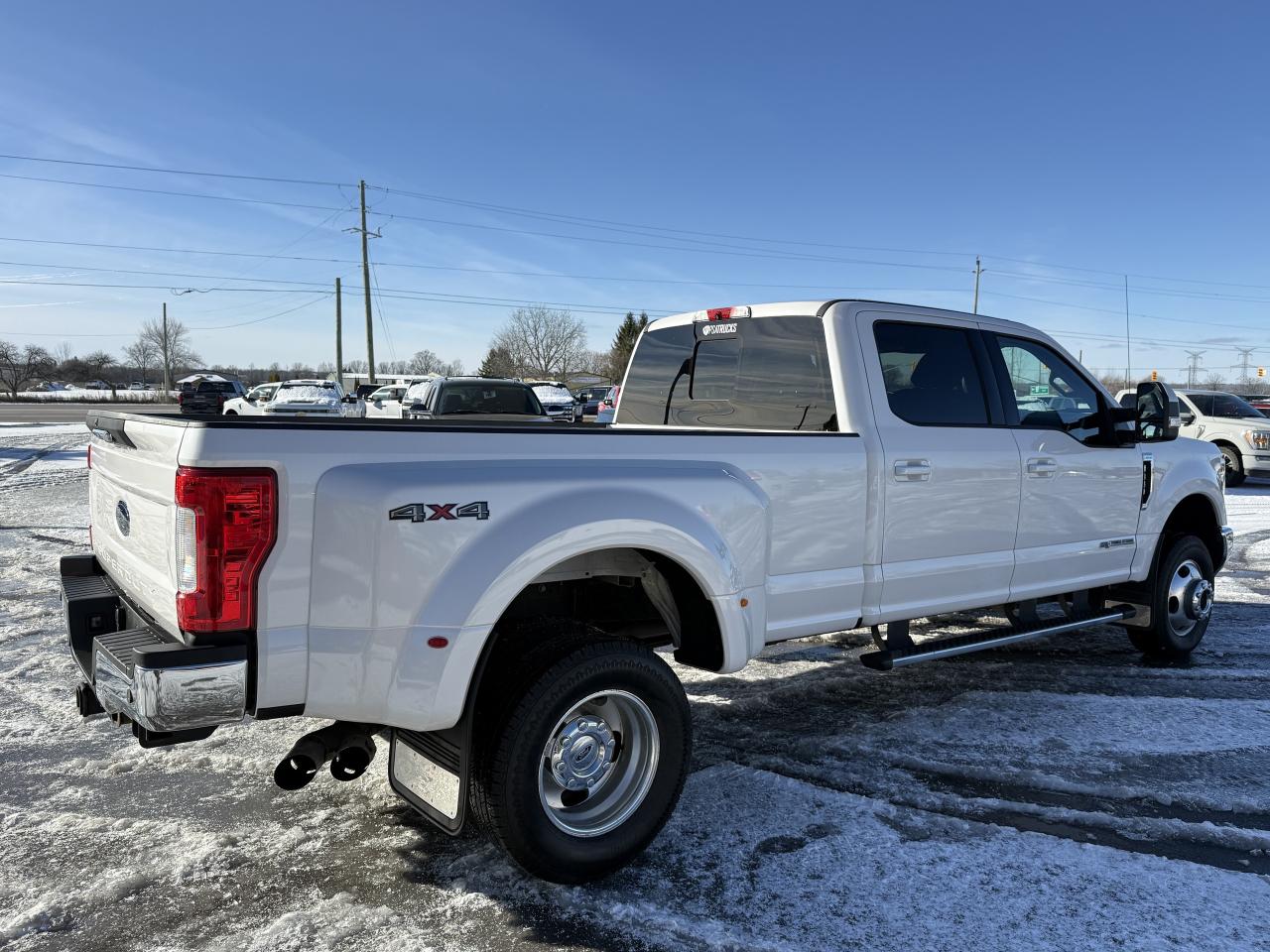 2017 Ford F-350 LARIAT POWERSTROKE DUALLY 4X4 Photo