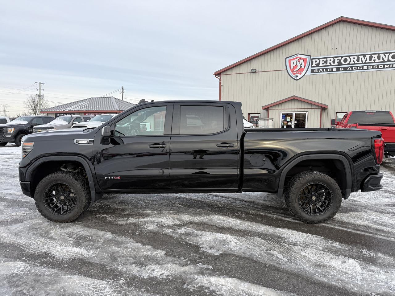 2022 GMC Sierra 1500 4WD Crew Cab 157  AT4 Photo