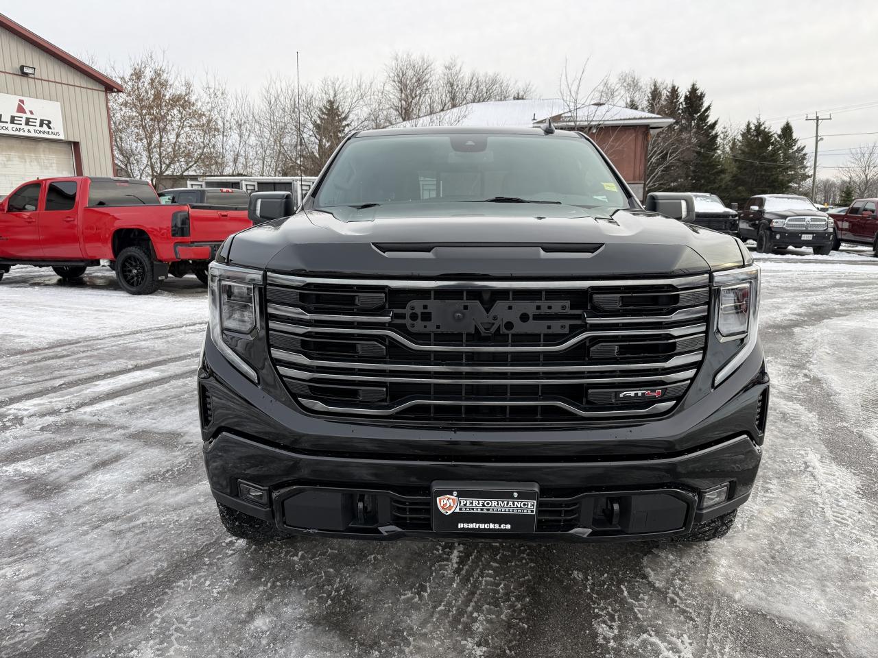 2022 GMC Sierra 1500 4WD Crew Cab 157  AT4 Photo