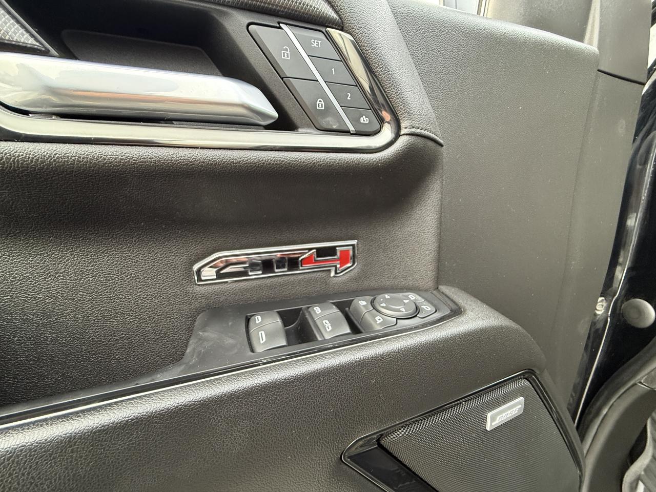 2022 GMC Sierra 1500 4WD Crew Cab 157  AT4 Photo