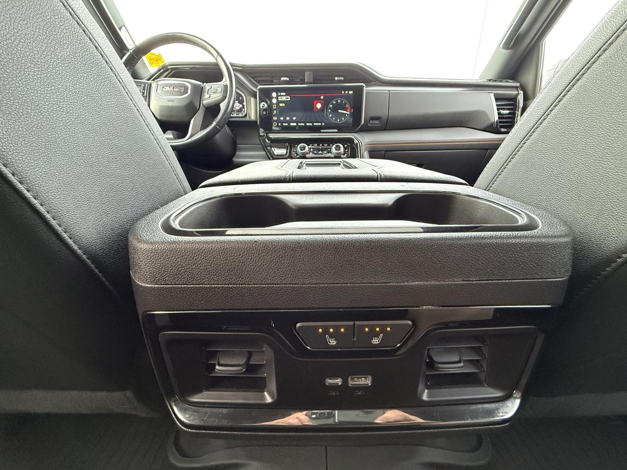 2022 GMC Sierra 1500 4WD Crew Cab 157  AT4 Photo