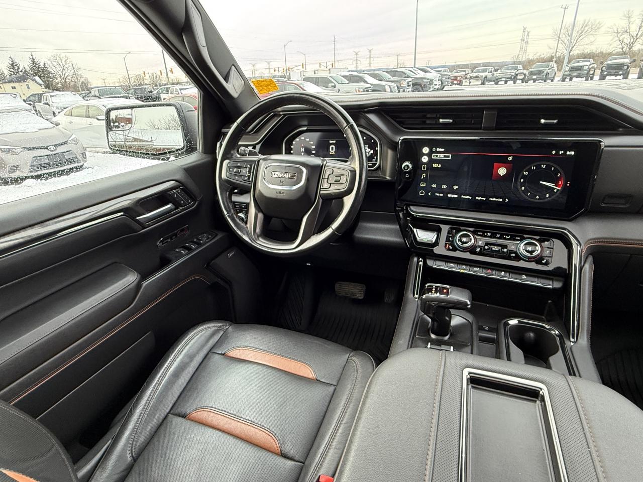 2022 GMC Sierra 1500 4WD Crew Cab 157  AT4 Photo