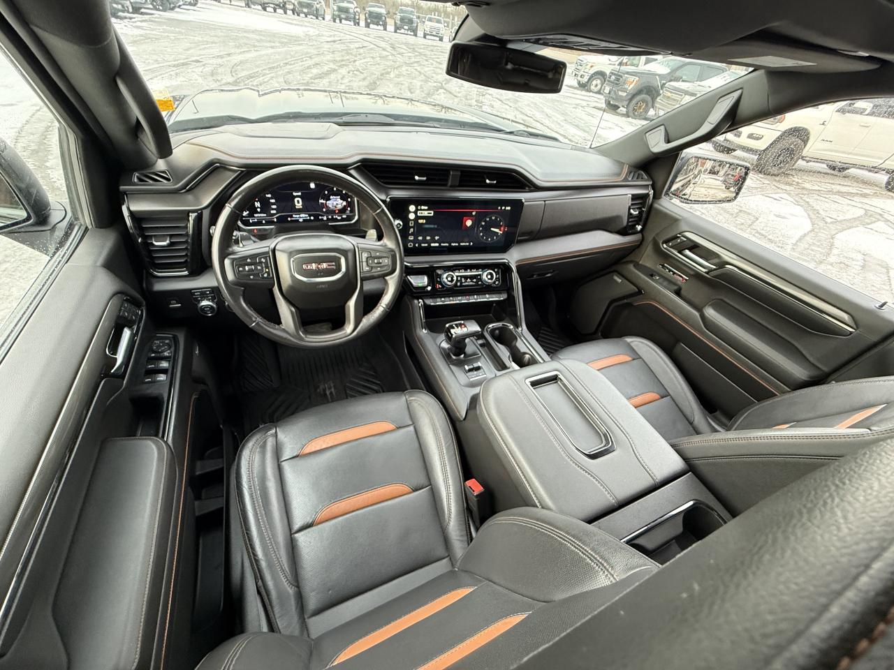 2022 GMC Sierra 1500 4WD Crew Cab 157  AT4 Photo