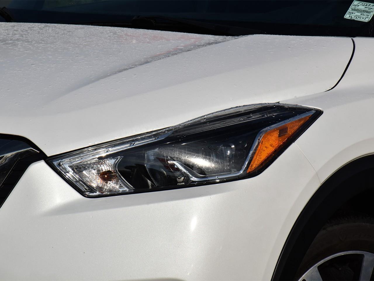 2019 Nissan Kicks SR Photo3