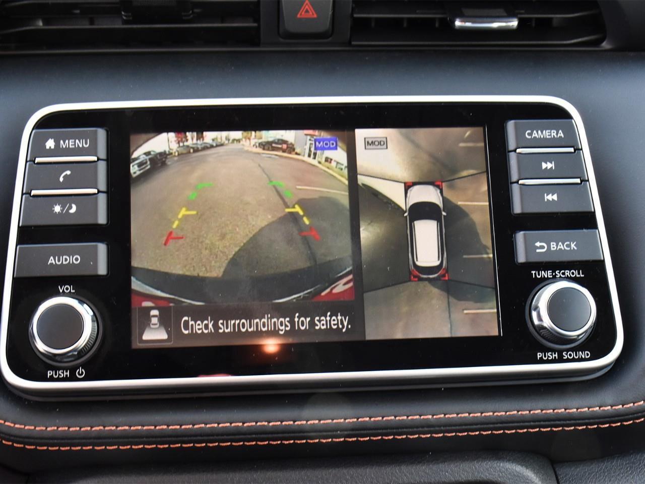 2019 Nissan Kicks SR Photo