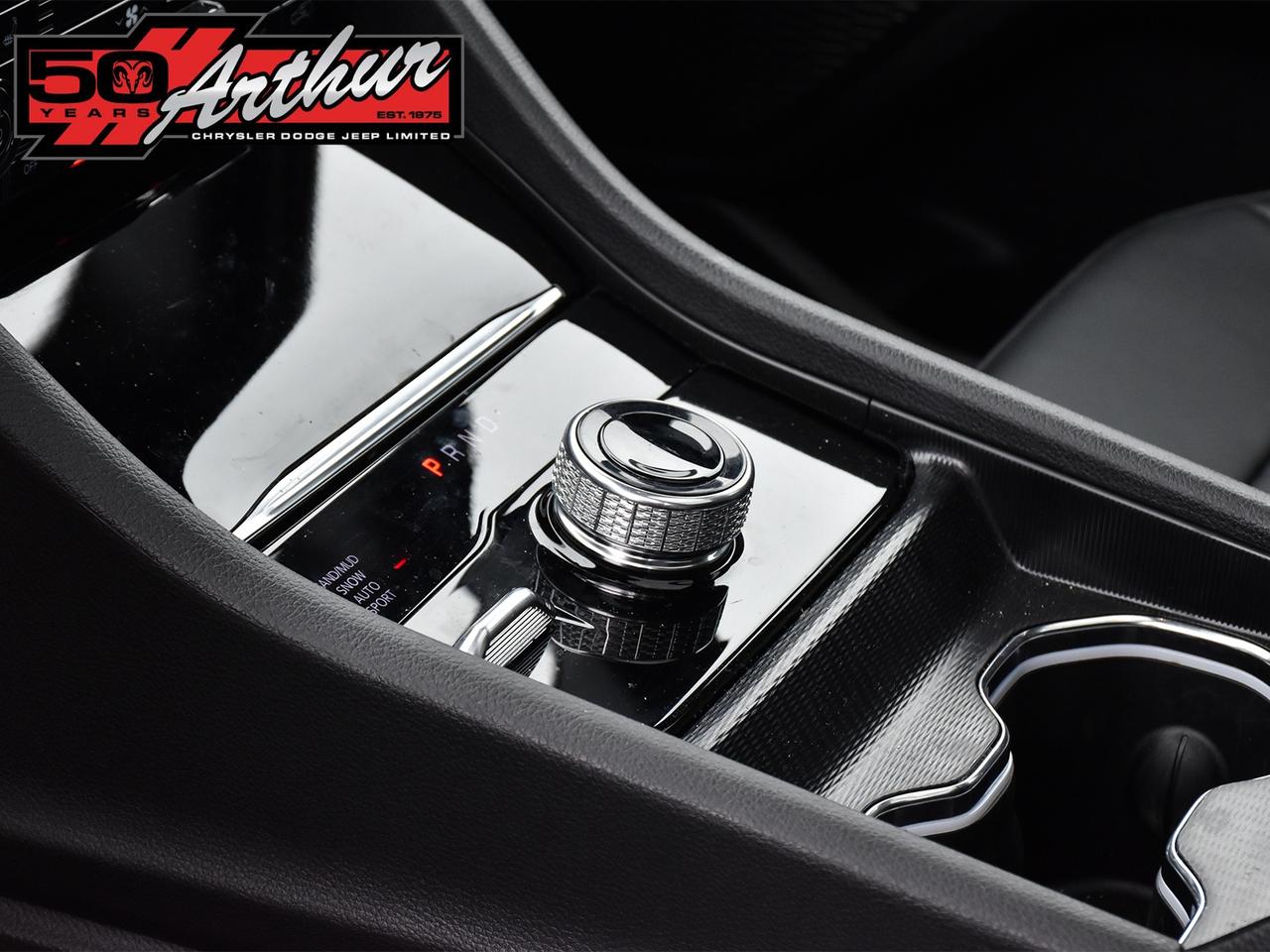 2025 Jeep Grand Cherokee L L LIMITED 4X4 Photo