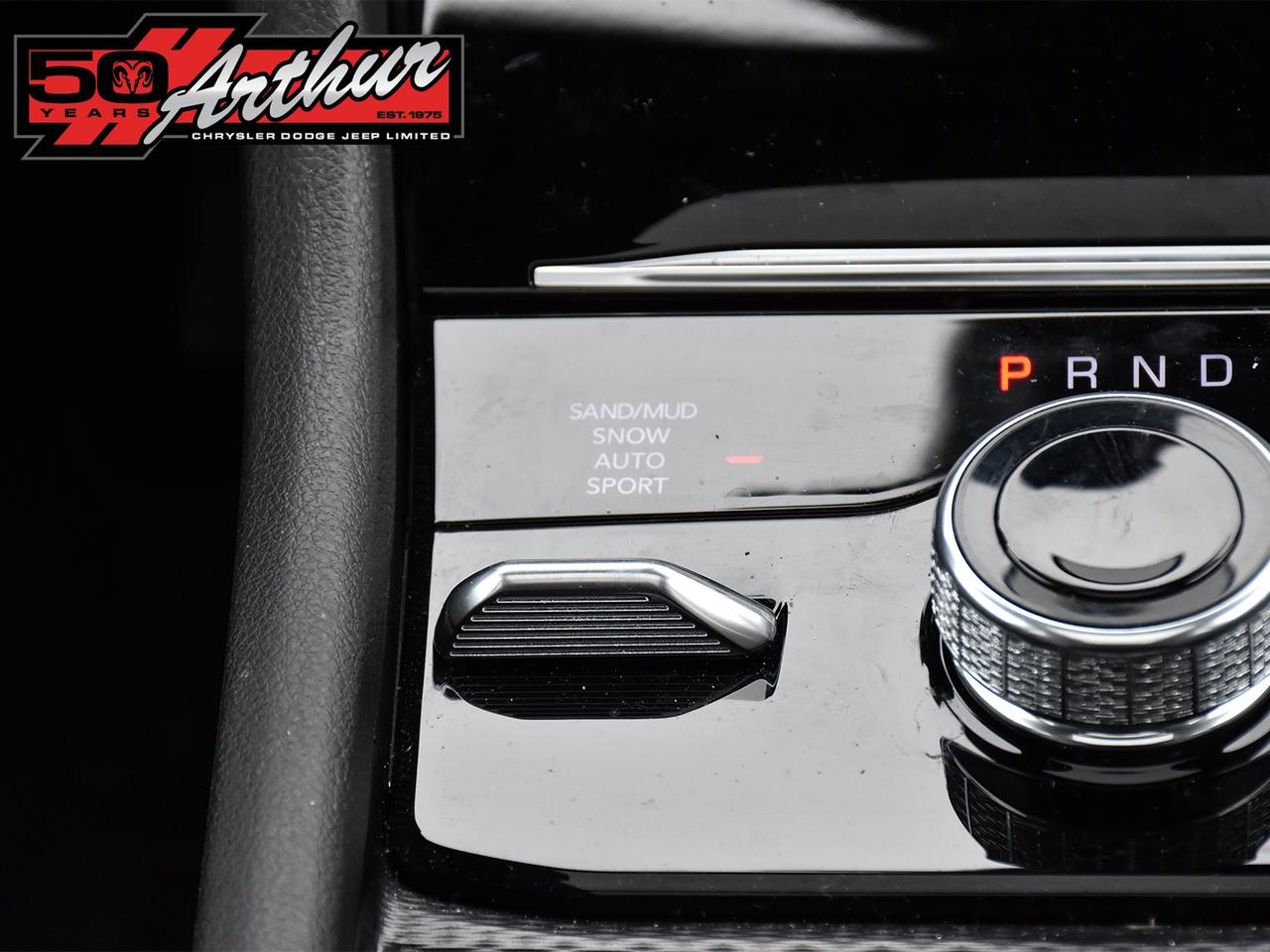 2025 Jeep Grand Cherokee L L LIMITED 4X4 Photo