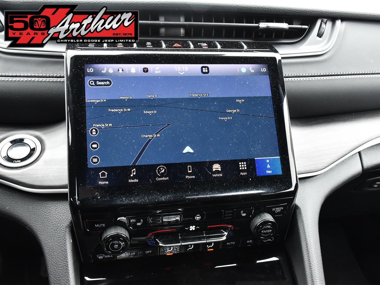 2025 Jeep Grand Cherokee L L LIMITED 4X4 Photo