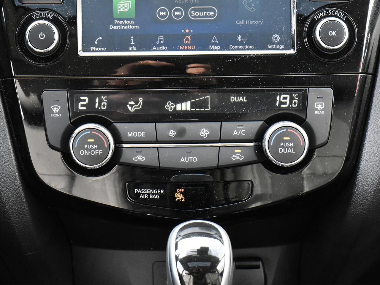 2023 Nissan Qashqai SL Photo