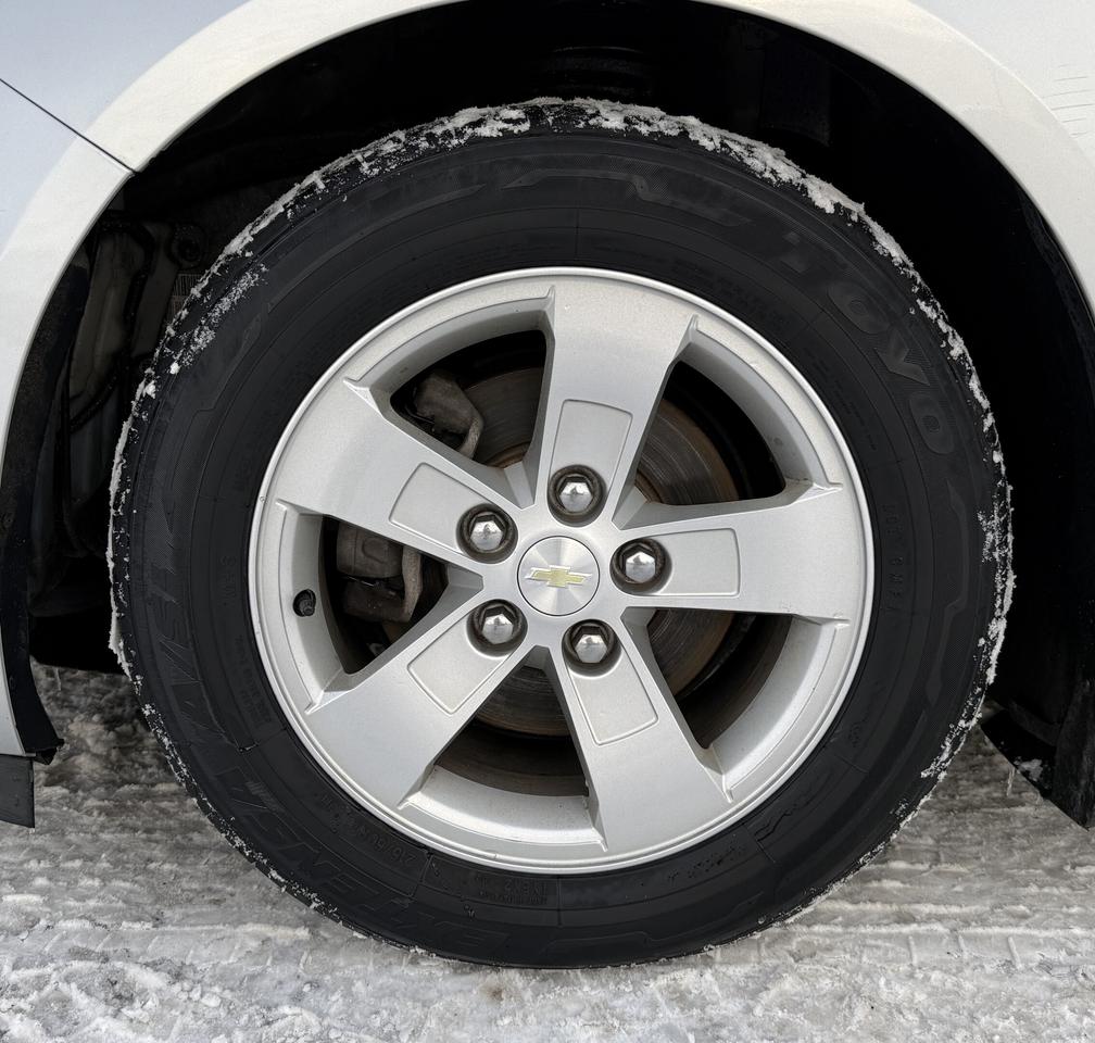 2016 Chevrolet Malibu 4dr Sdn LS w-1LS Photo