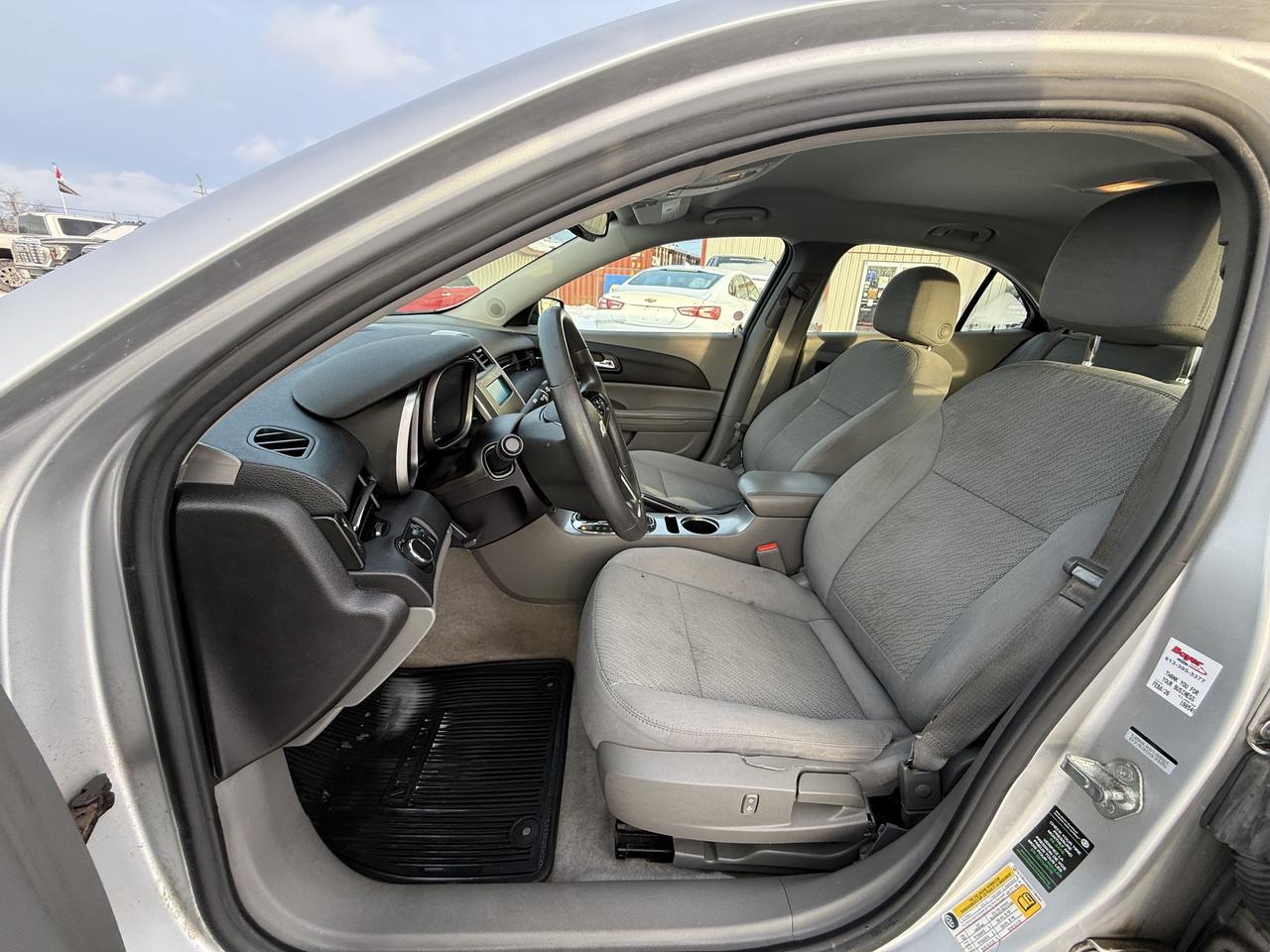 2016 Chevrolet Malibu 4dr Sdn LS w-1LS Photo