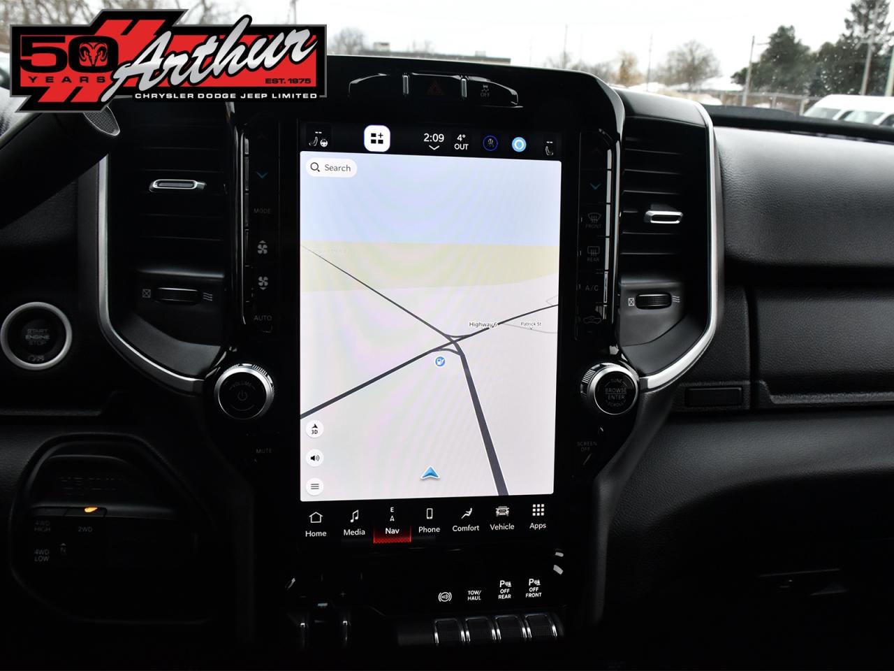 2024 RAM 2500 Big Horn Crew Cab 4x4 Photo