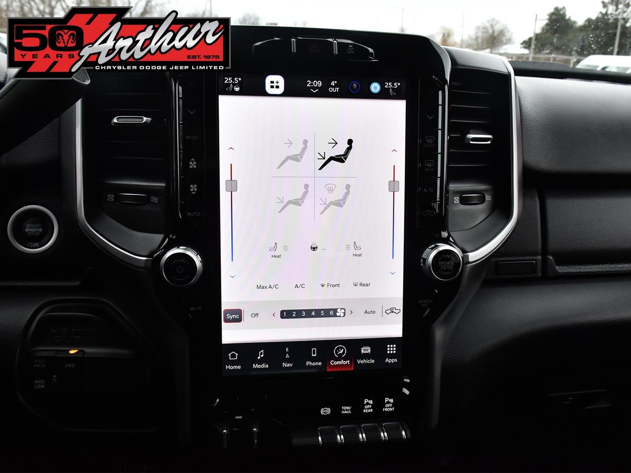 2024 RAM 2500 Big Horn Crew Cab 4x4 Photo