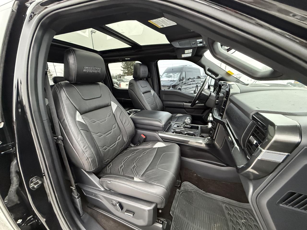 2021 Ford F-150 F-150 STEALTH EDITION!! Photo