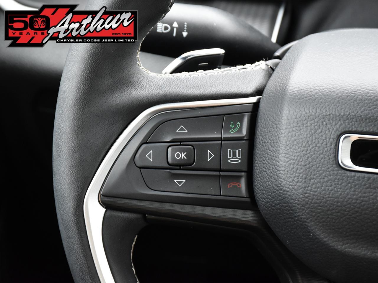 2025 Jeep Grand Cherokee L ALTITUDE 4X4 Photo