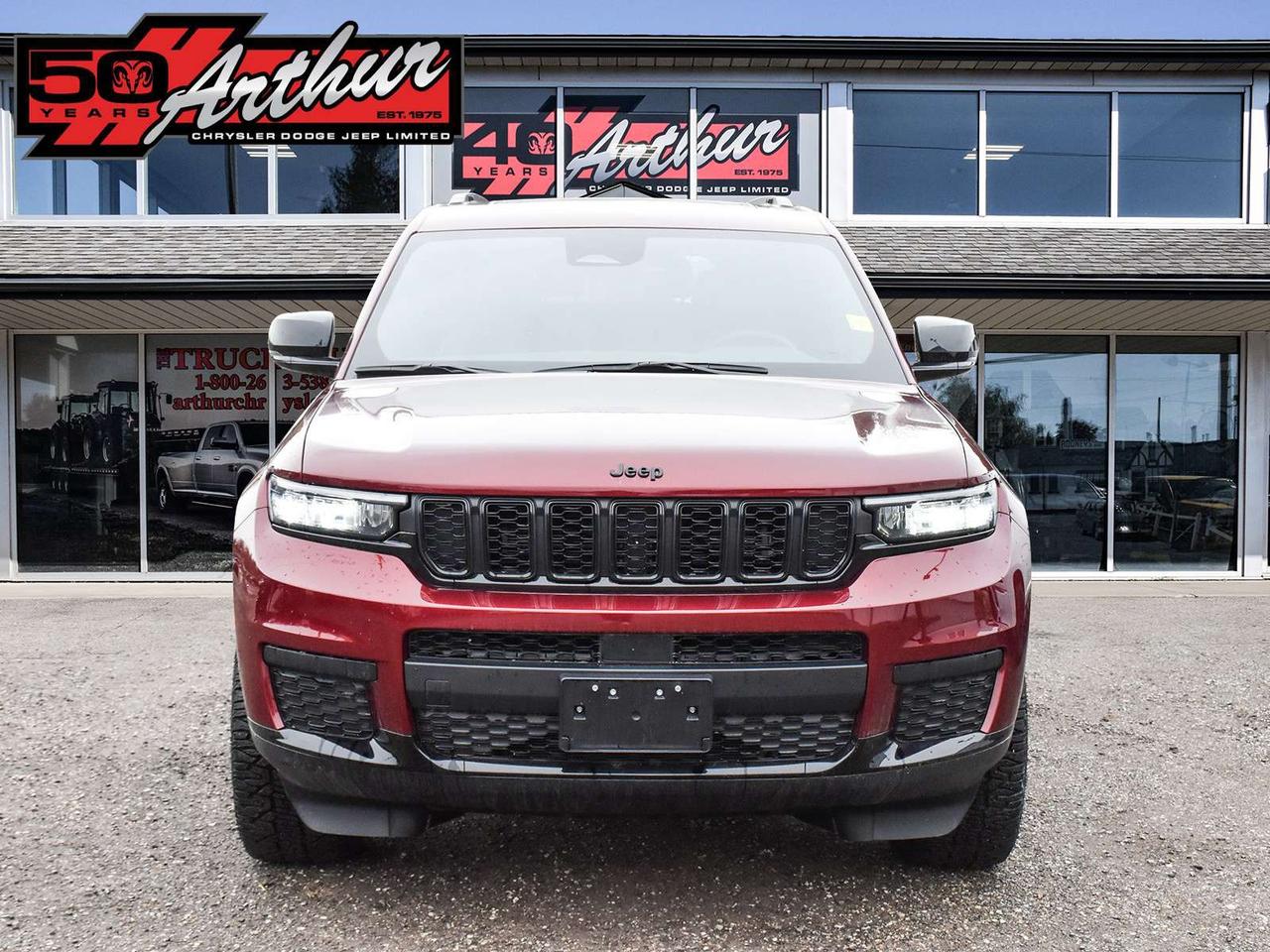 2025 Jeep Grand Cherokee ALTITUDE 4X4 Photo