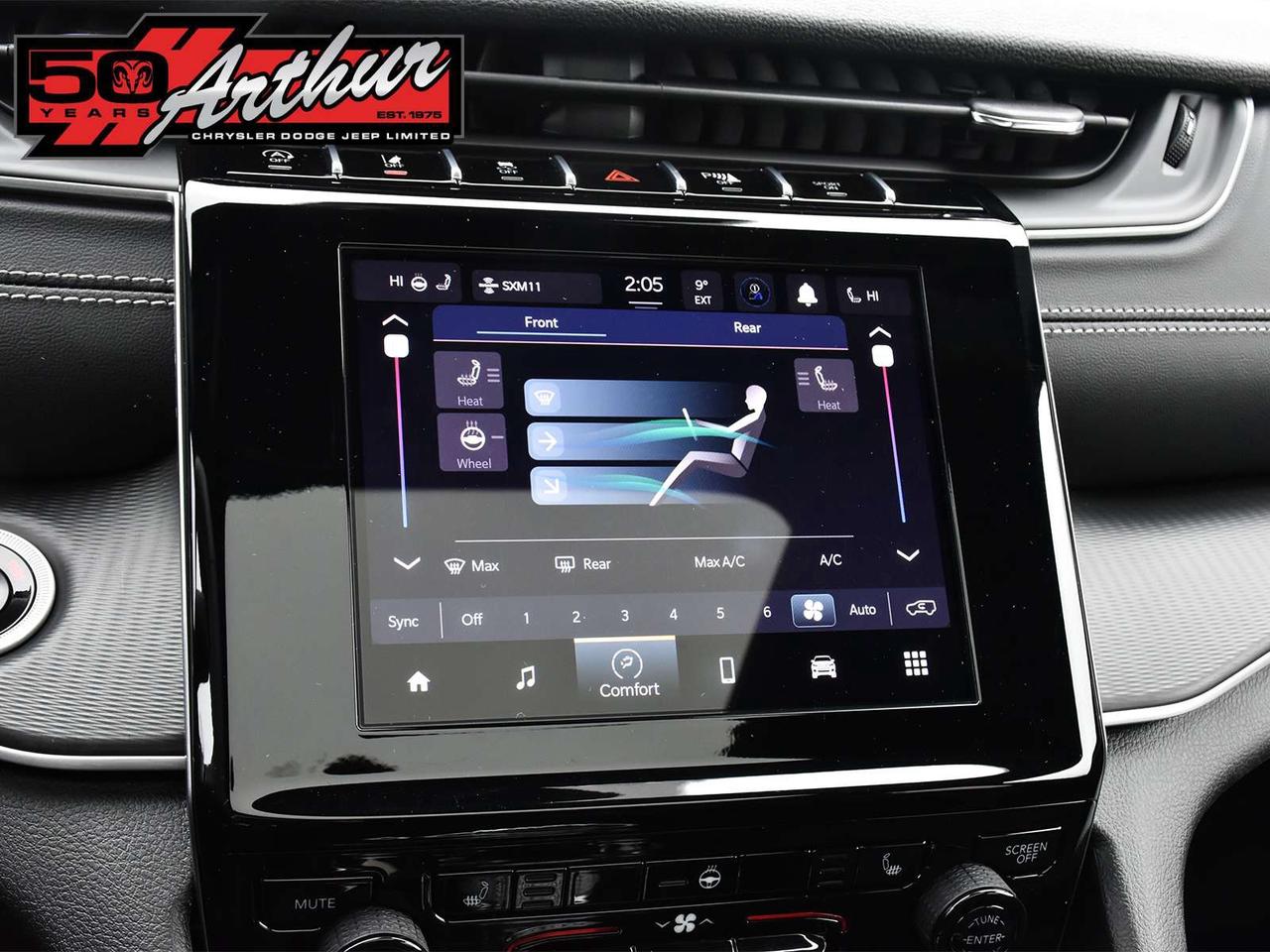 2025 Jeep Grand Cherokee ALTITUDE 4X4 Photo