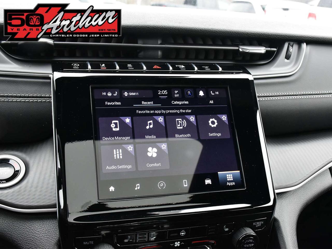 2025 Jeep Grand Cherokee ALTITUDE 4X4 Photo