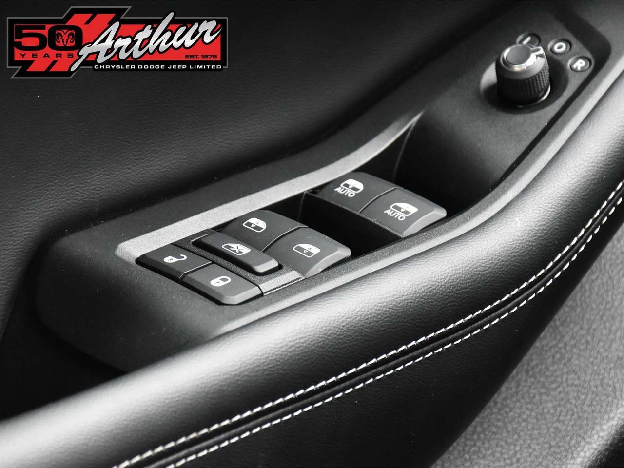 2025 Jeep Grand Cherokee ALTITUDE 4X4 Photo