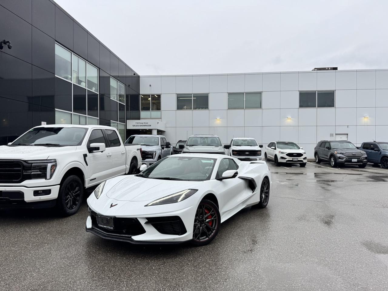 2024 Chevrolet Corvette 2dr Stingray Conv w-3LT Photo2