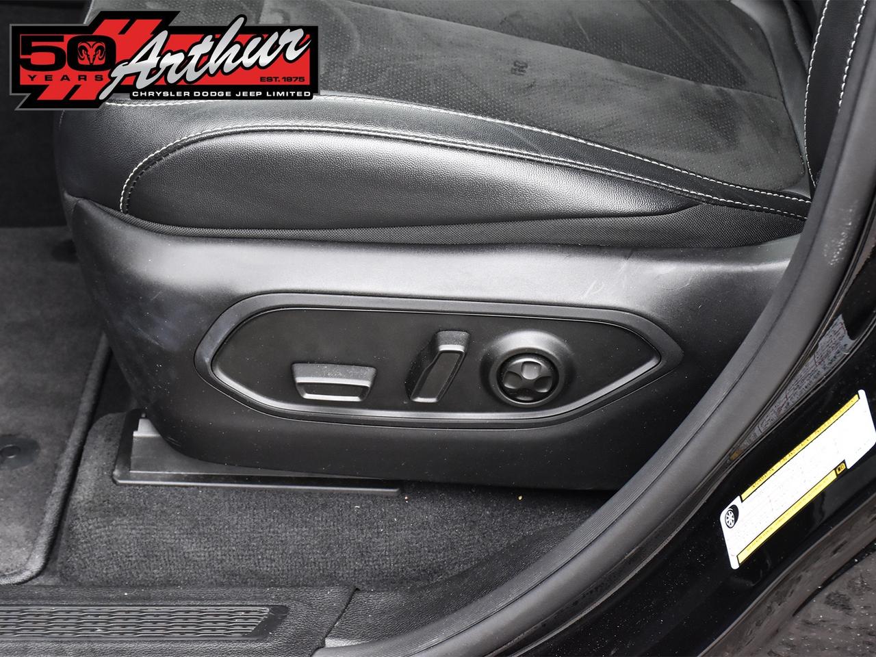 2025 Jeep Grand Cherokee ALTITUDE 4X4 Photo