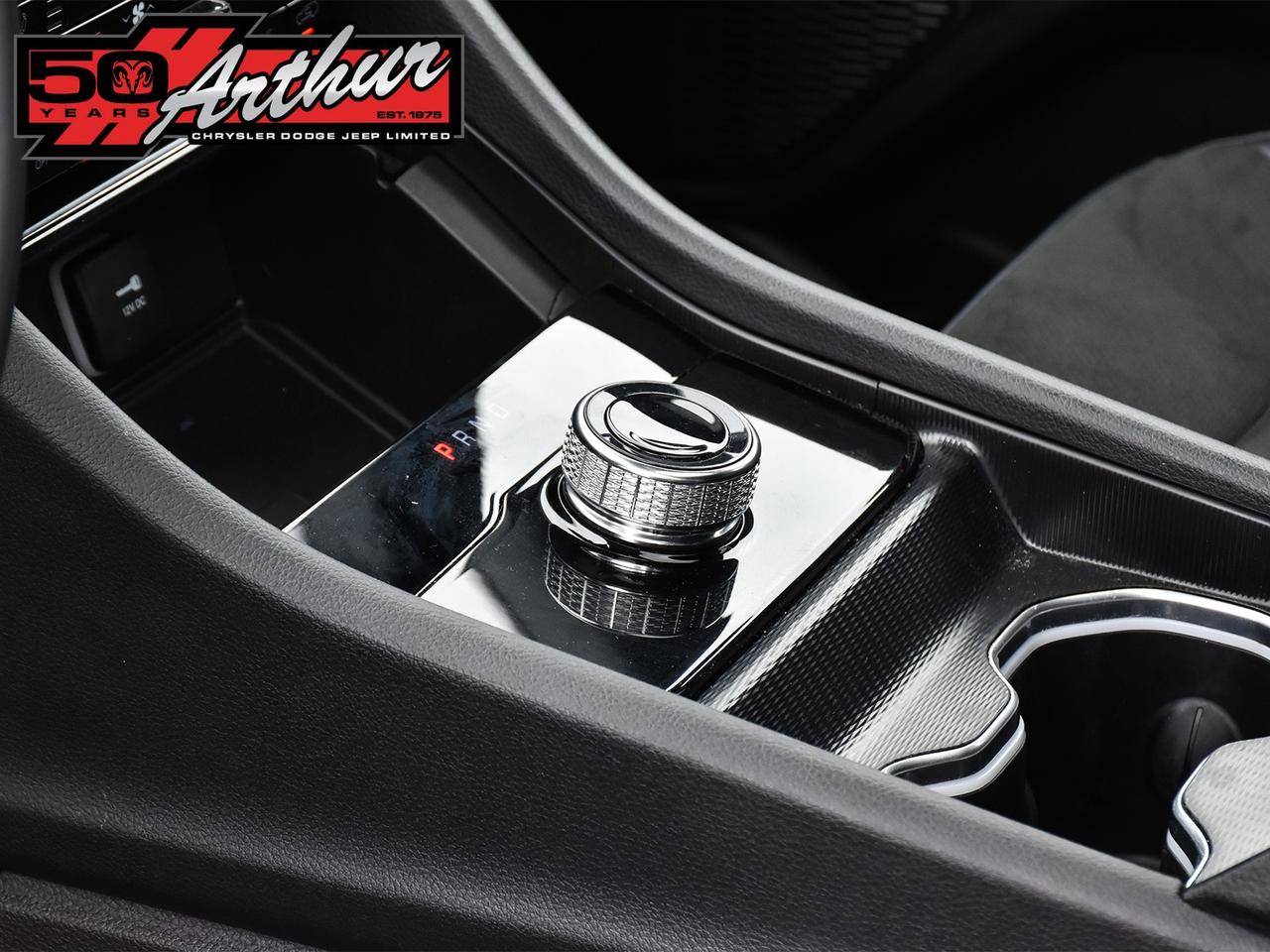 2025 Jeep Grand Cherokee ALTITUDE 4X4 Photo