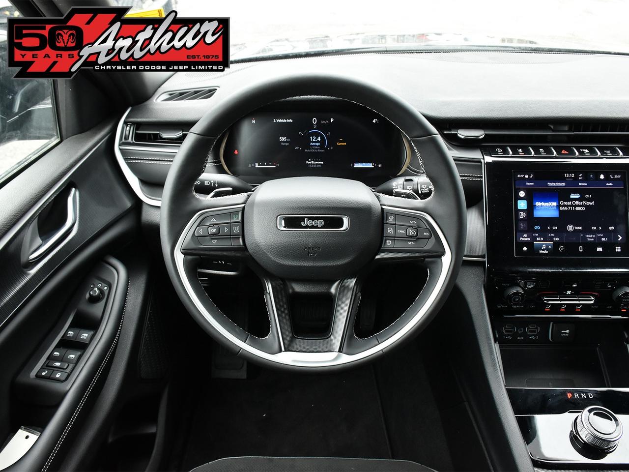 2025 Jeep Grand Cherokee ALTITUDE 4X4 Photo