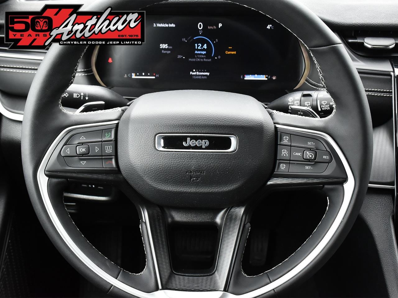 2025 Jeep Grand Cherokee ALTITUDE 4X4 Photo