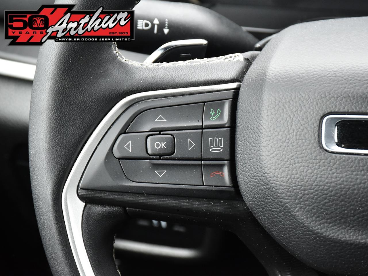 2025 Jeep Grand Cherokee ALTITUDE 4X4 Photo