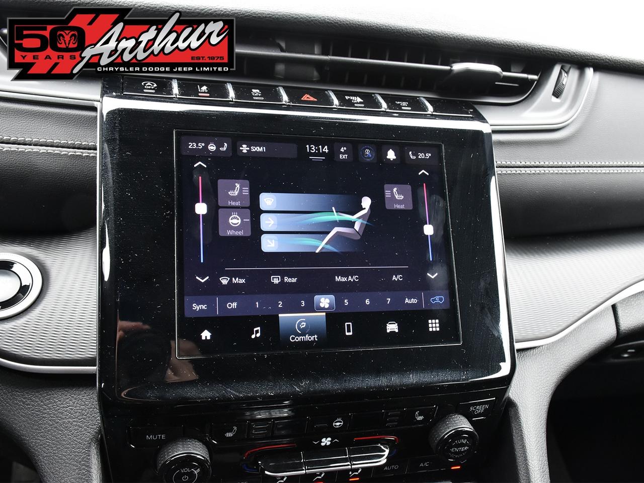 2025 Jeep Grand Cherokee ALTITUDE 4X4 Photo